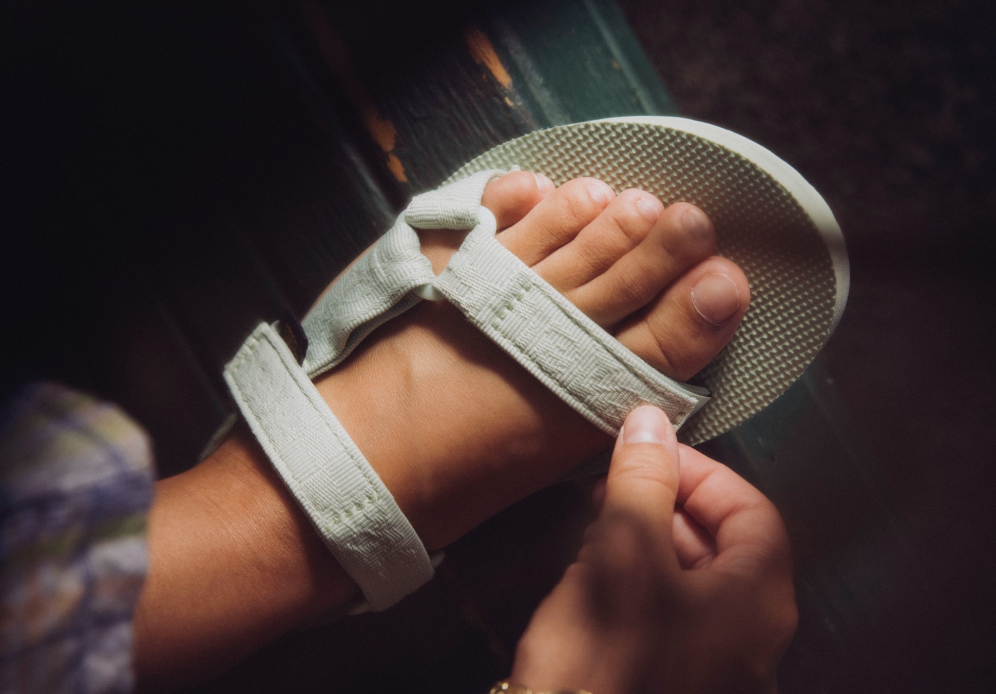 Teva universal slide sandals discount
