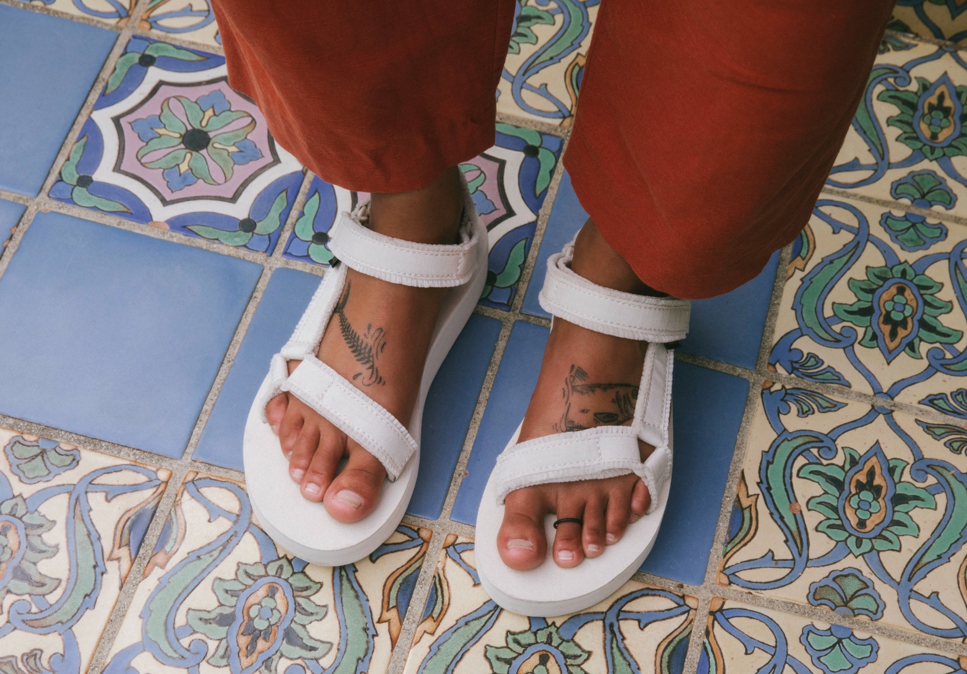Midform universal sandal new arrivals teva